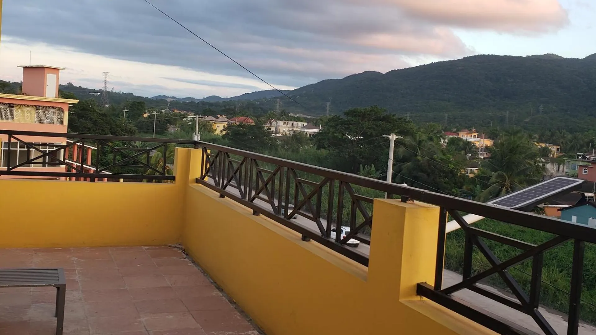 The Campbell'S Estates Apartamento Montego Bay